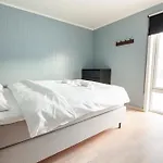 Apartment Seaside In Ballstad