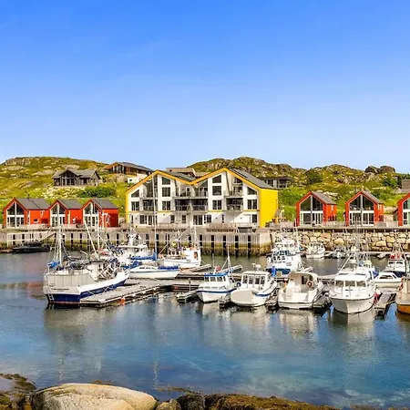 Seaside In Lofoten - Sea Views Apartment