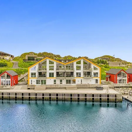 Apartment Seaside In Lofoten - Sea Views *